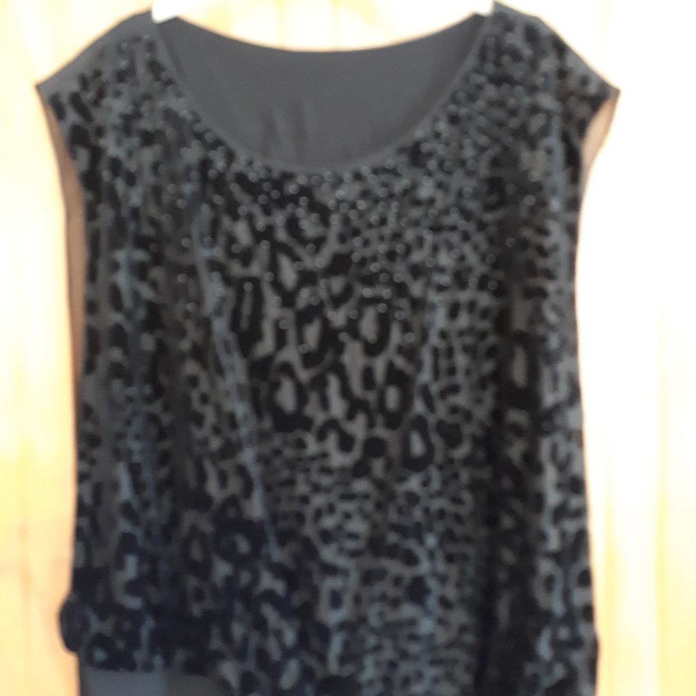 Fun top for those holiday parties